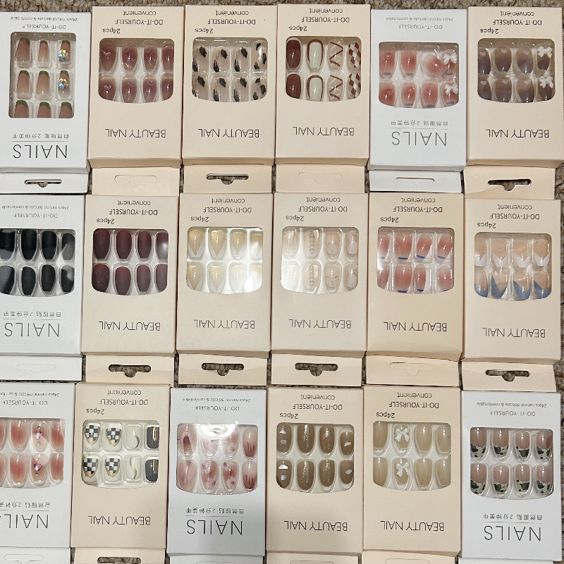 5boxes press on nails 24Pcs/box False Nails mixed random styles with jelly tabs