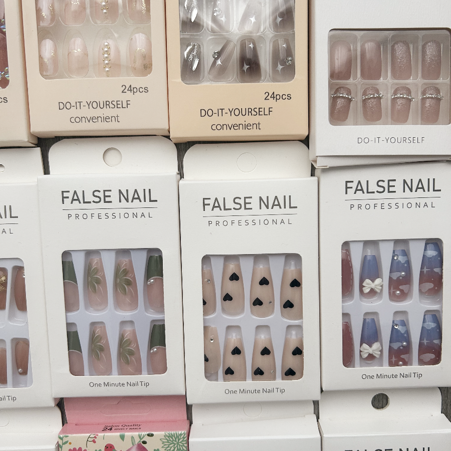 5boxes press on nails 24Pcs/box False Nails mixed random styles with jelly tabs